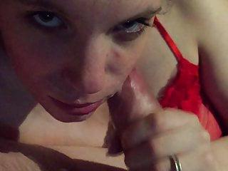 Ein Schwanz zwischen die Titten meiner Frau