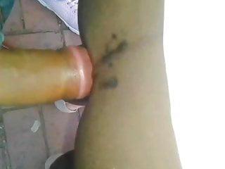 Linda bekommt ihn in Mund und Arsch