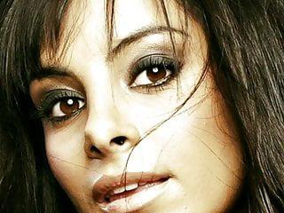 Spritziges partyvergnügen die Sahne aus dem Mund