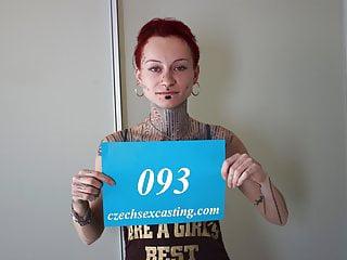Die junge Tschechin zeigt sich beim Casting