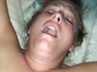 Molliges Luder wird auf kein zimmer gefickt