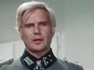 Sexy Luder ficken sich mit geilen Schwänzen