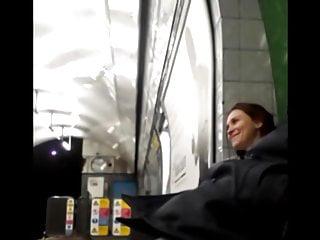 Nackte Gays haben Sex im Zug