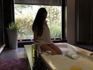 Indische Teenagerin India Summer braucht einen guten Fick