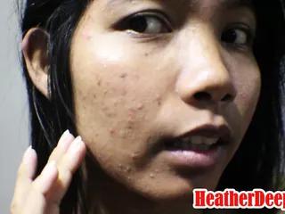 Schwangere Asiatin wird in den Arsch gefickt