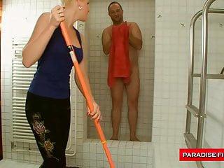 Paradise Film scarlett Young mit grossen Titten