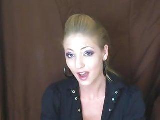 Sexy Lady tief in die Pussy gefickt