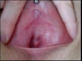 Meine Frau reibt sich die Pussy für dich