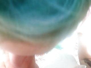 Teen wird im Freien mit Sperma bedeckt