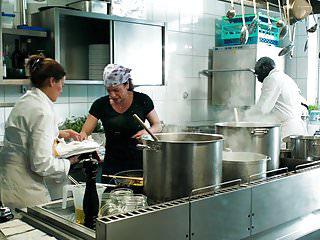 Christine Jahre jung und geil auf dicke Titten