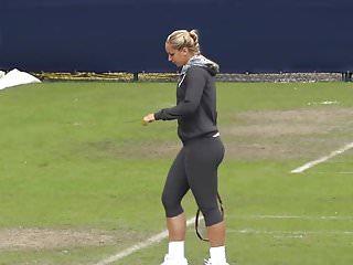 Die geilste Stute aus dem Land der aufgehenden Sonne