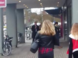 Öffentlichkeit in der Öffentlichkeit sexy Teen Schlampe