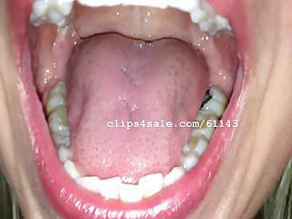 Den Mund für diana den Mund gestopft