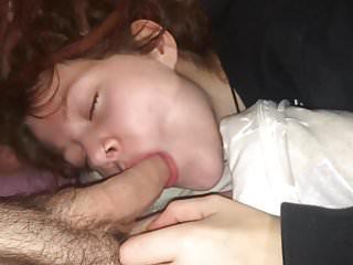 Junges Paar aus Deutschland gibt geilen Blowjob