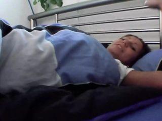 Hammer korper Babe aus Deutschland bekommt Dildo rein