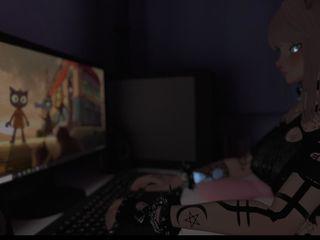 Schüchterne Frau fickt ihre Pussy mit einem neuen Spielzeug